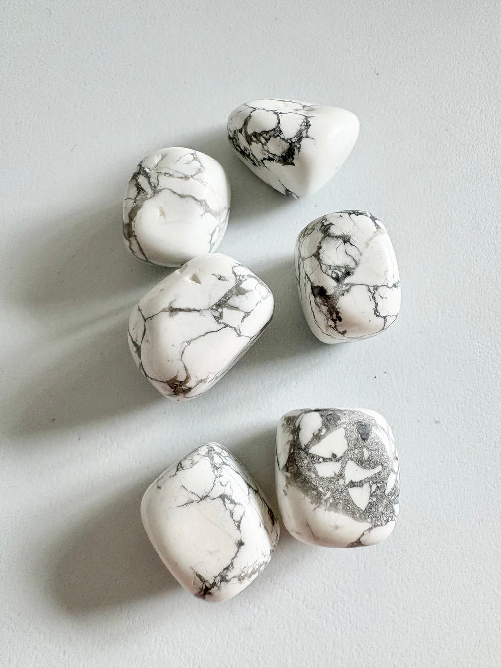 Howlite Tumbles