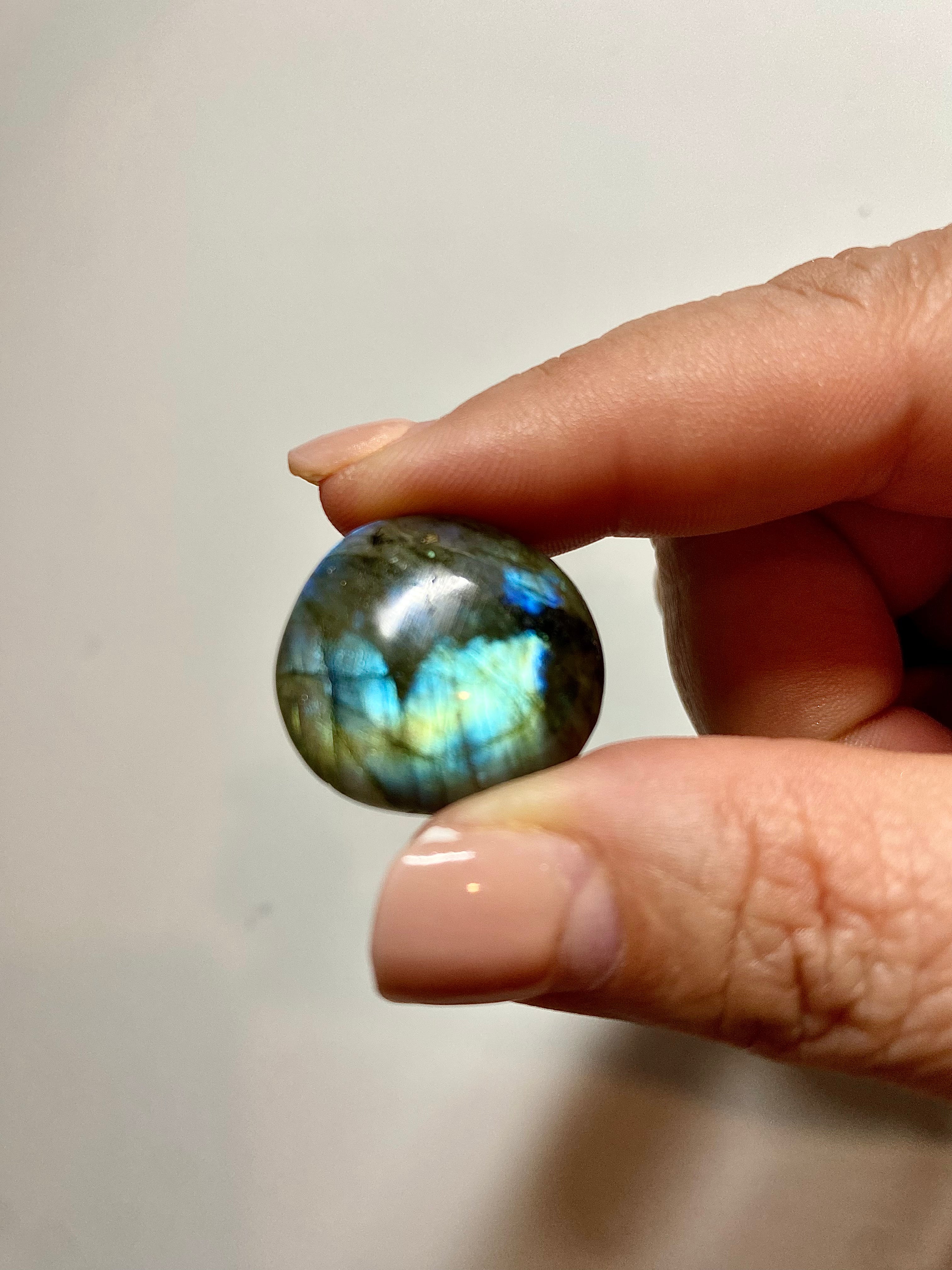 Labradorite Tumble